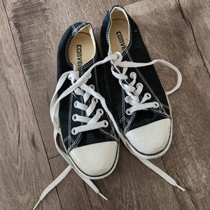 Black/White Converse All Classic Shoes Sneakers size 6